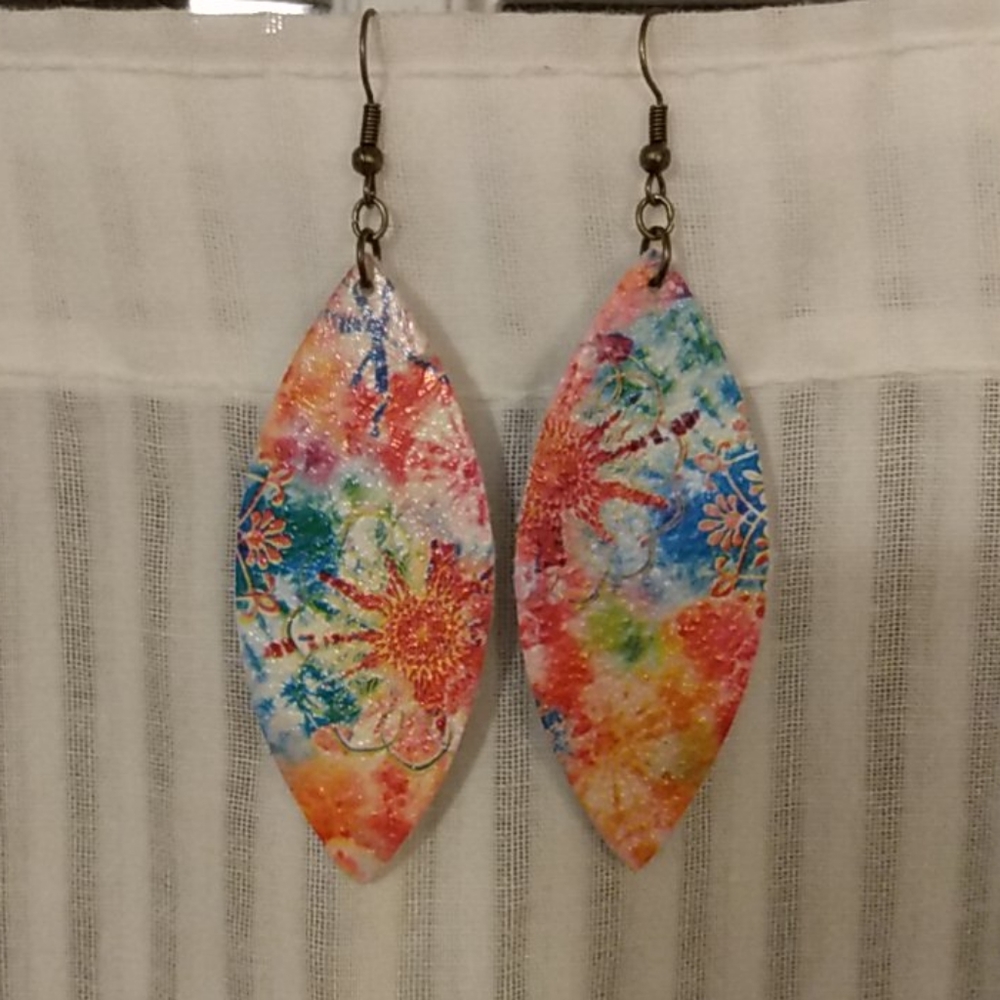 💢2 for $9 -Kaleidoscope leather earrings